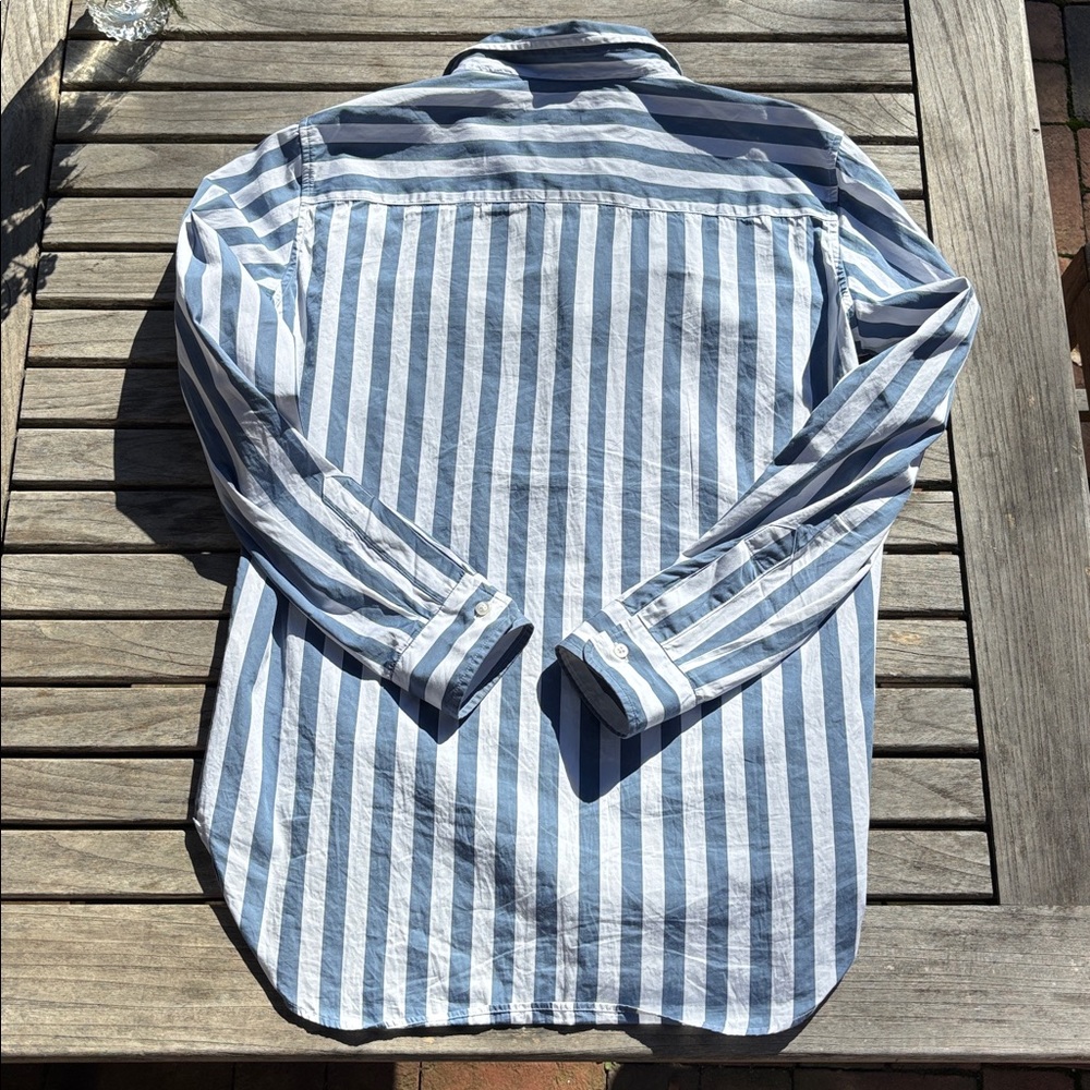 Frank & Eileen Blue and White Vertical-Stripe Button-Down Shirt - Picture 6 of 16